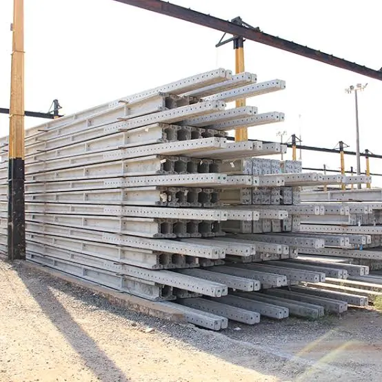 Postes de concreto em Uirapuru